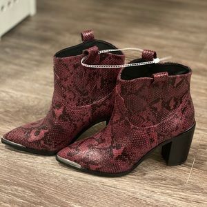 Steve Madden snake skin booties